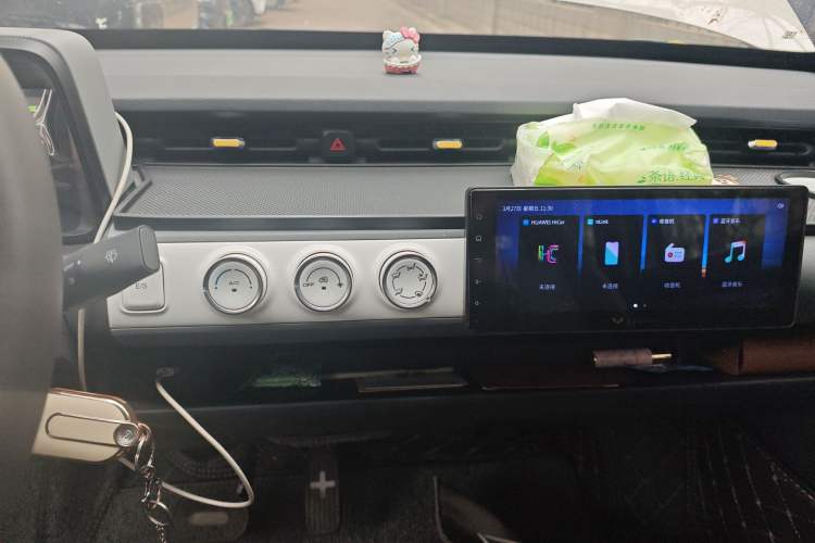 Used Wuling Hongguang MINIEV 2022 GAMEBOY 300km Enthusiast Model with Lithium Iron Phosphate