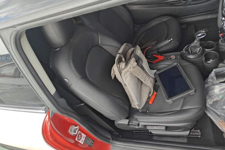 Used MINI MINI 2014 1.5T COOPER Fun