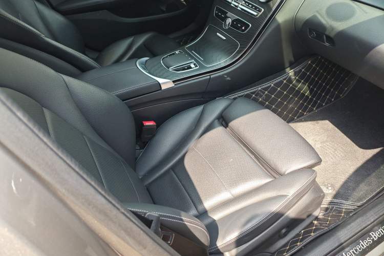 Used Mercedes-Benz C-Class 2020 Restyled C 260 L Sport Edition Right Front Seat