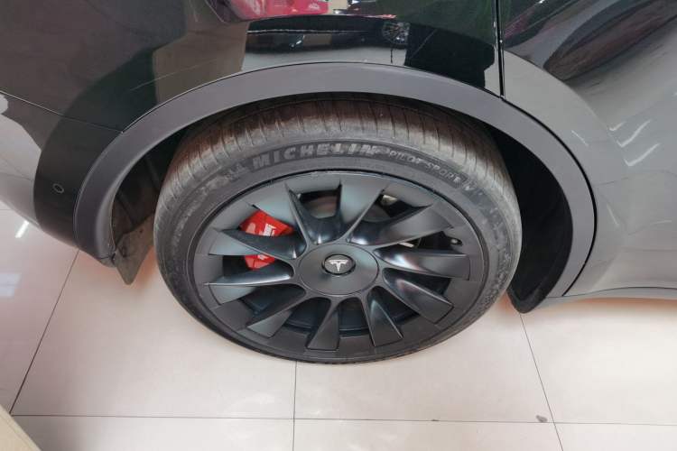 Used Tesla Model Y 2023 Rear-Wheel-Drive Version