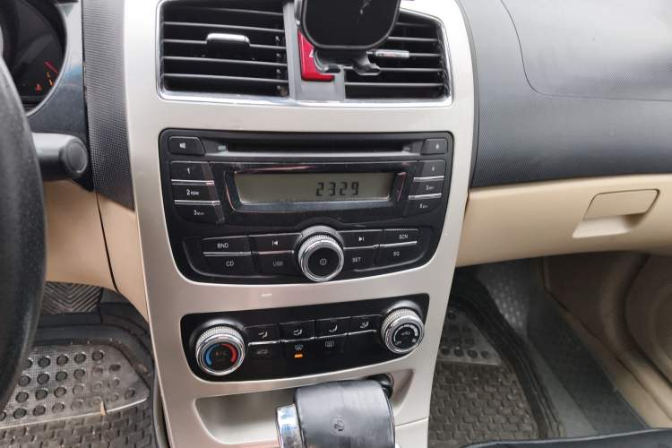 Used Brilliance H330 2013 1.5L Automatic Luxury Model