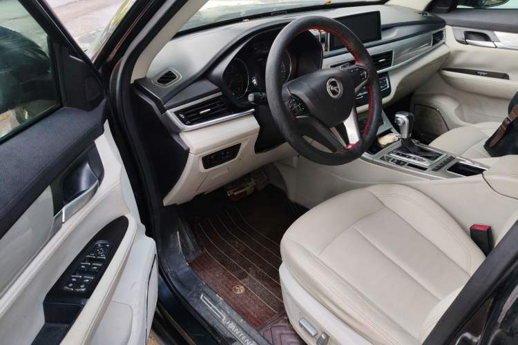 Used Hanteng X5 2018 1.5T CVT Luxury Edition Driver Seat