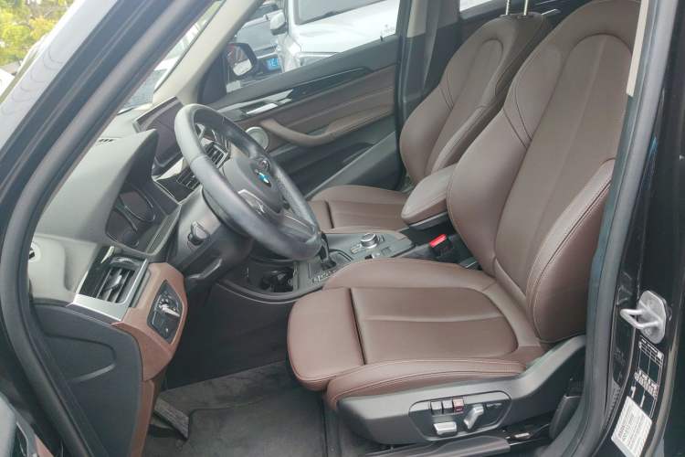 Used BMW X1 2022 sDrive25Li Leading Model
