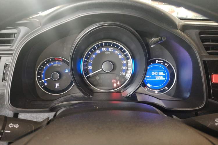 Used Honda Fit 2016 1.5L LXS CVT Comfort Sunroof Version
