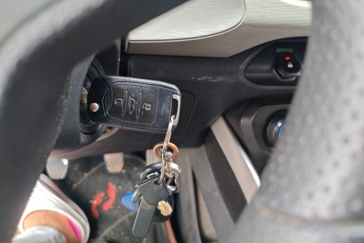 Used Baojun 510 2017 1.5L manual Comfort trim