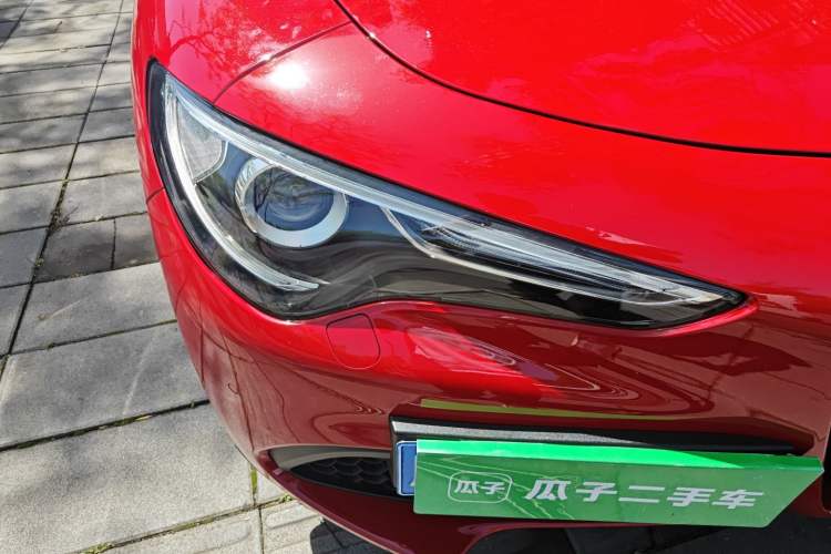 Used Alfa Romeo Stelvio 2017 2.0T 200HP Luxury Edition
