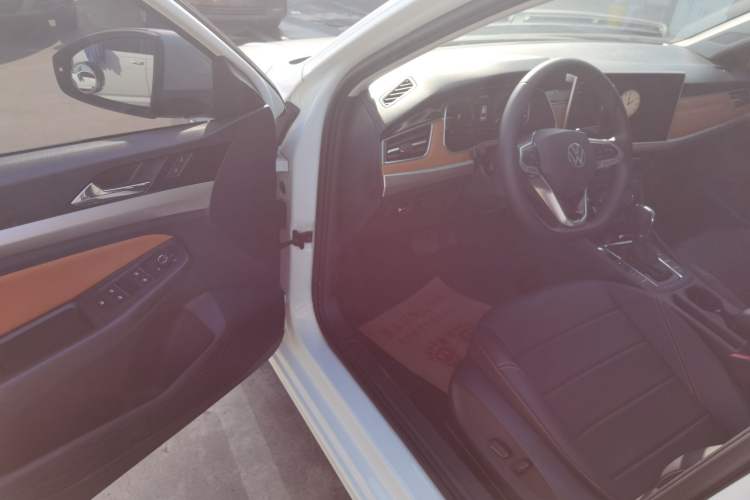 Used Volkswagen Bora 2023 200TSI DSG YueXing PRO Edition
