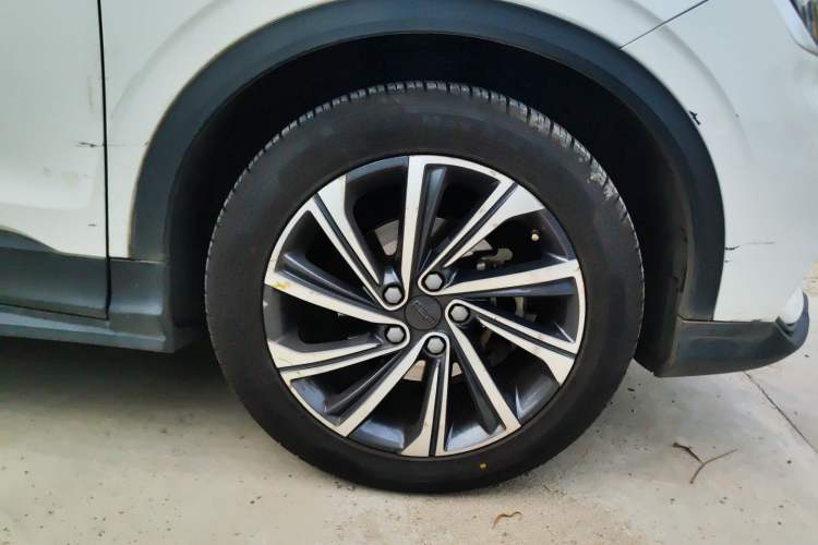 Used Geely Auto Coolray 2019 260T DCT Explorer China V Standard
