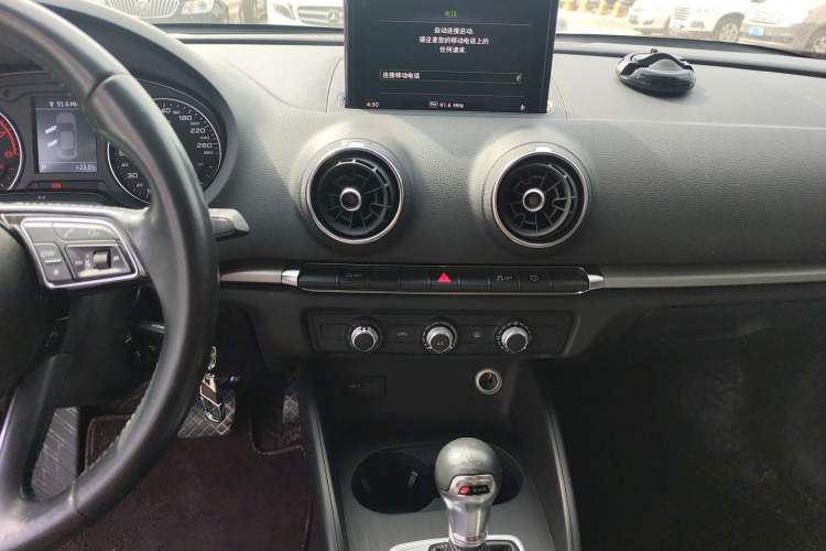 Used Audi A3 2018 30th Anniversary Edition Limousine 35 TFSI Ambition Model Audio And AC Panel