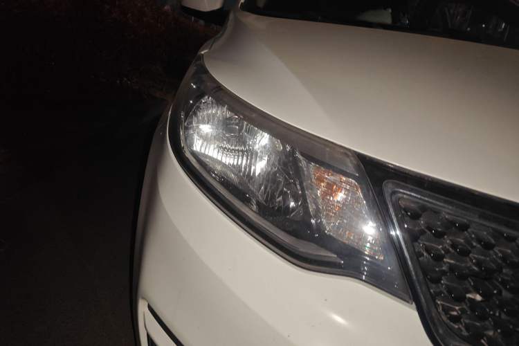 Used Kia K2 2015 Sedan 1.4L Manual Transmission GL