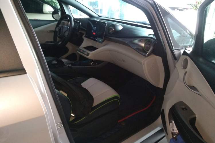 Used BYD Dolphin 2021 405 km Fashion Edition

