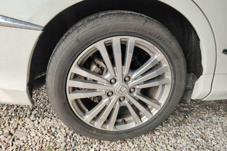 Used Honda Elysion 2016 2.4L Luxury Edition
