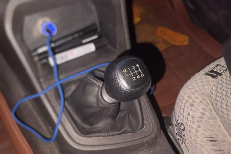 Used Wuling Hongguang V 2022 1.5L Jingqu Version Hydraulic Power Steering LAR
