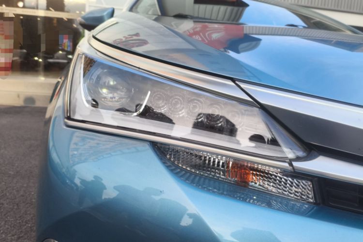 Used Toyota Corolla 2017 Revised Dual-Engine 1.8L E-CVT Elite Edition