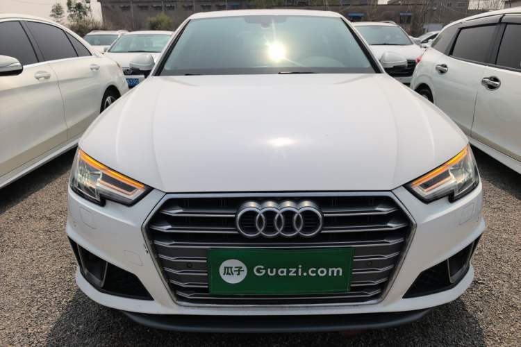 Used Audi A4L 2019 40 TFSI Ambition China VI