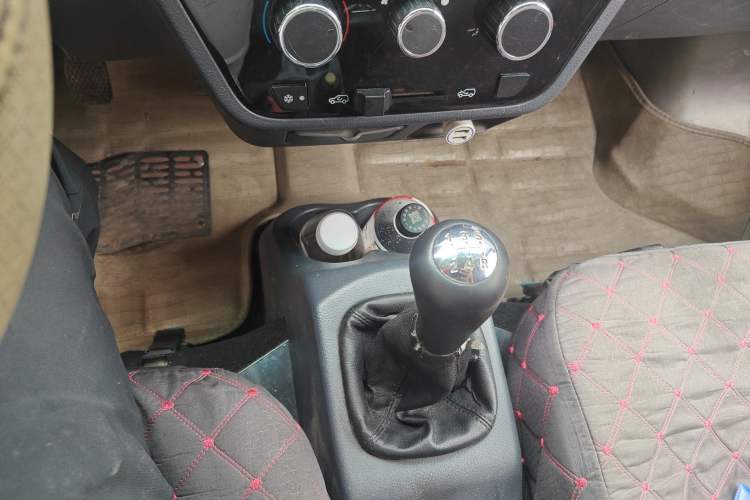 Used Jinbei Hiace X30 2019 1.5L Van Standard Model China VI SWC15M Gear Lever