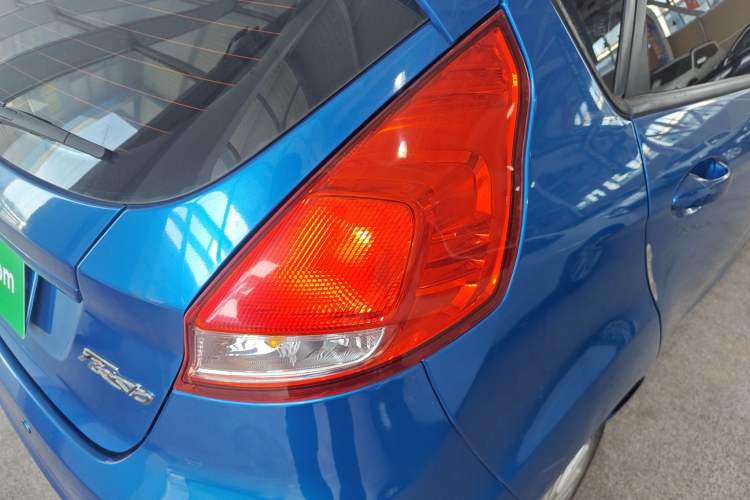 Used Ford Fiesta 2013 Hatchback 1.5L Automatic Fashion Edition