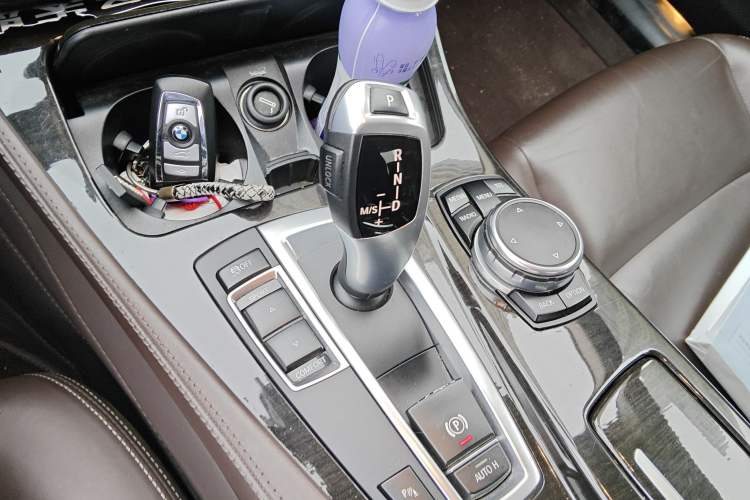 Used BMW 5 Series 2017 525Li Luxury Design Package
