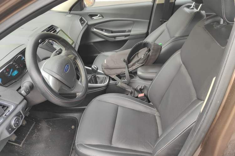 Used Ford Escort 2015 1.5L Manual Fashion Edition