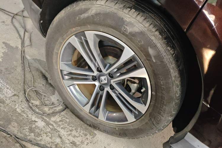 Used BORGWARD BX7 2016 28T Two-Wheel Drive Luxury Version 5 Seats