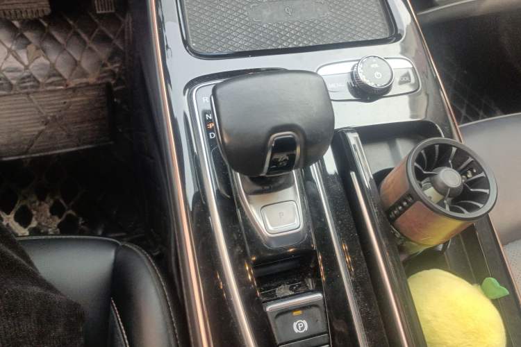 Used GAC Group Toyota iA5 2019 Deluxe Edition Gear Lever