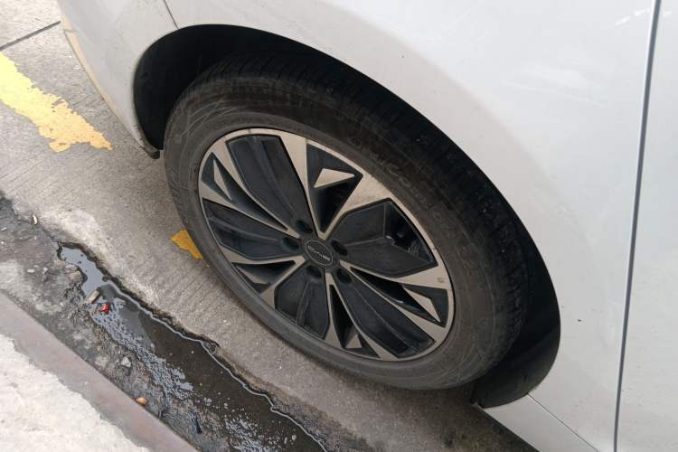 Used BYD Seal 2022 550 km Standard Range Rear-Wheel Drive Prestige Version
