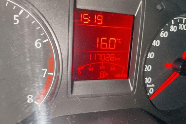 Used Volkswagen Jetta 2015 Value Edition 1.6L Manual Fashionable Style
