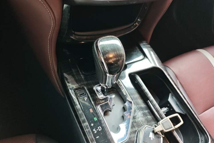 Used Toyota Crown 2017 2.0T Sport Edition