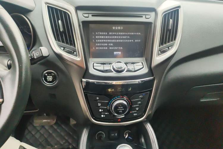 Used Changan CS75 2016 1.8T Automatic Elite Model China V Standard