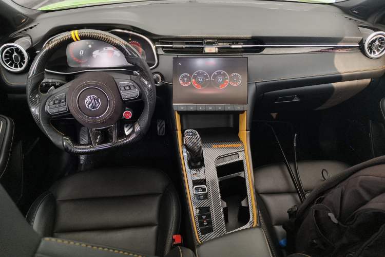 Used MG 6 2020 1.5T Automatic Trophy Smart Drive Flagship Edition Center Console