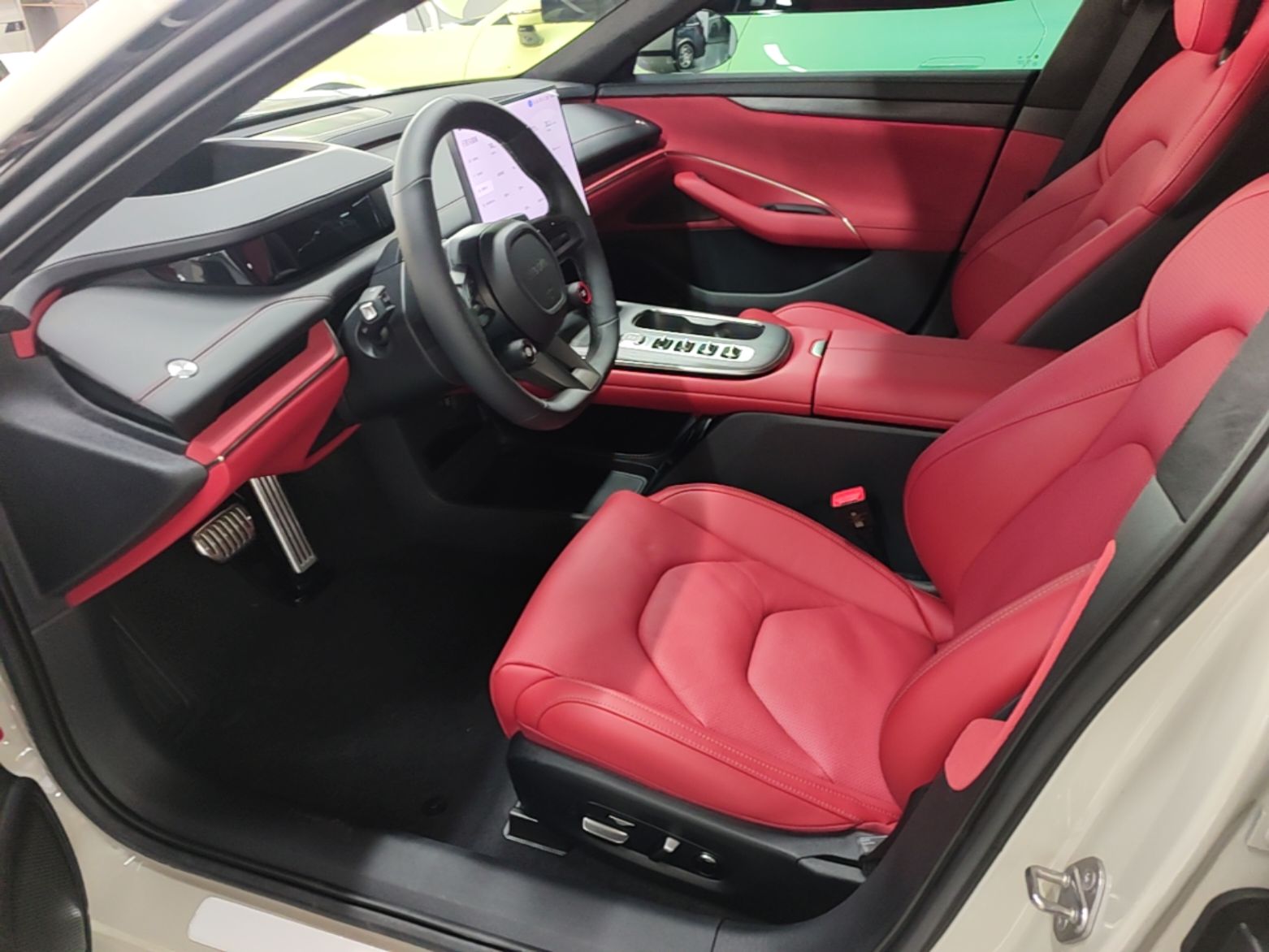 Xiaomi Auto SU7 2024 Four-Wheel Drive Ultra-Long Range Advanced Intelligent Driving Max Edition — снимка 17