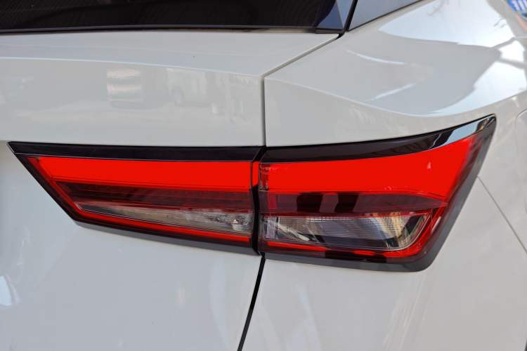 Used Wuling Alvez 2022 1.5L CVT Comfort Edition