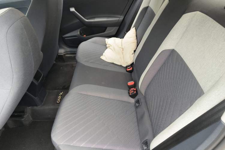 Used Volkswagen Lavida 2023 New Sharp 1.5L Automatic Excellent New Edition Left Rear Seat