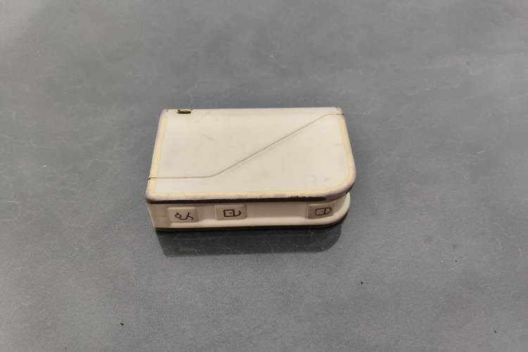 Used Lynk & Co 06 2021 1.5T Shero Pink Special Edition Vehicle Key