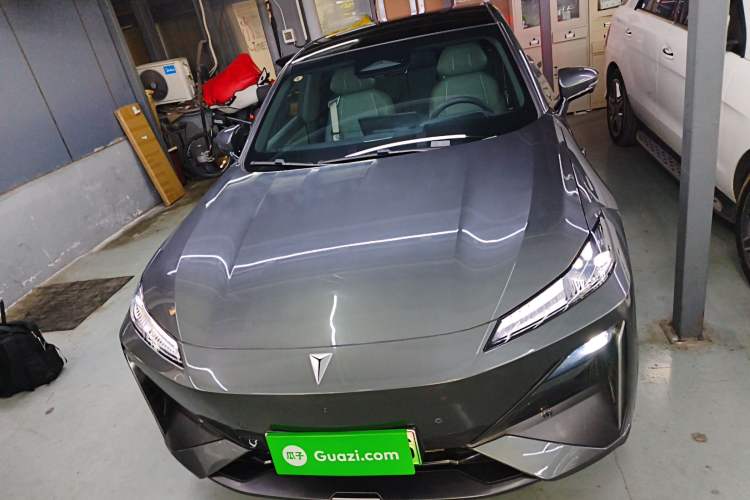 Used Deepal S07 2025 215Max Deep Blue Intelligent Driving AD PRO Range-Extended Version Front