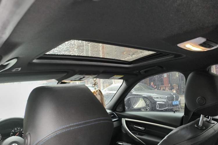 Used BMW 3 Series 2019 320i M Sport Night Edition
