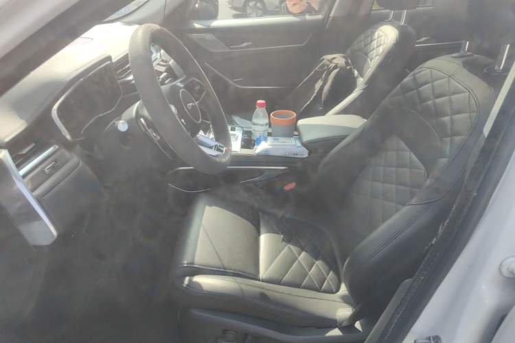 Used Jaguar F-PACE 2023 P250 HSE Left Front Seat