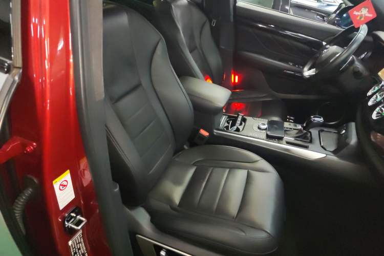 Used Wey VV7 2017 2.0T Flagship Model
