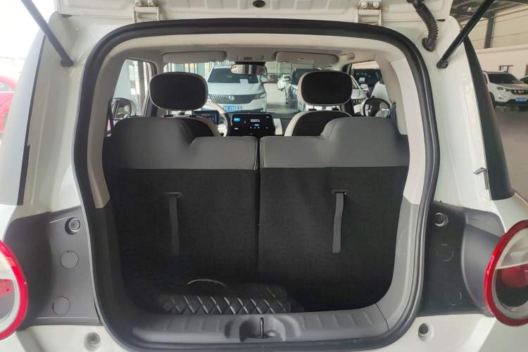 Used CHANGAN NEVO Lumin 2022 210km Sweet Edition Trunk