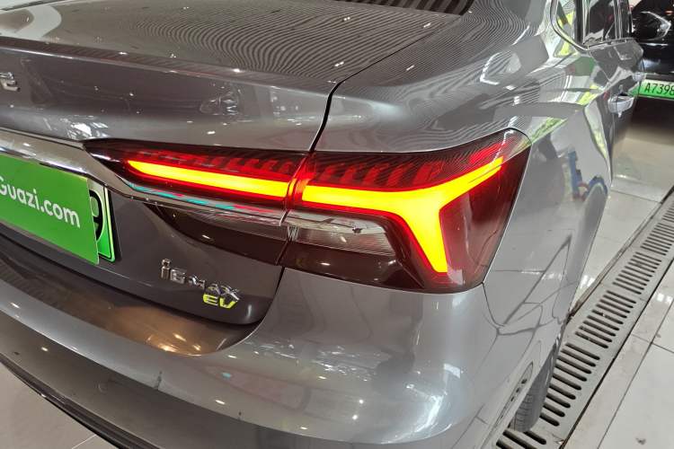 Used Roewe i6 MAX New Energy 2021 EV 500 Skyroof Deluxe Edition Exterior 3