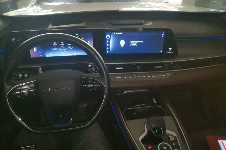 Used Chery Tiggo 8 PRO New Energy 2023 1.5T Enjoyment Edition
