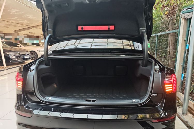 Used Volvo S90 2026 B5 Zhiya Luxury Edition