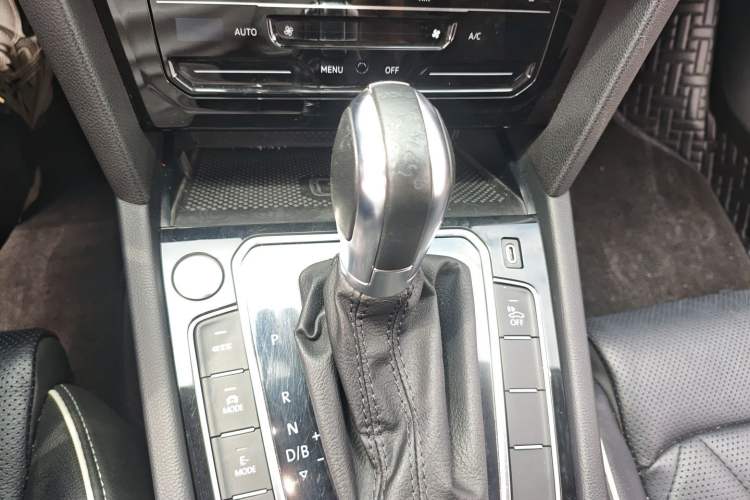 Used Volkswagen Magotan GTE Plug-in Hybrid 2022 GTE Luxury Model