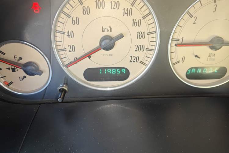 Used Dodge Grand Caravan 2007 3.0L Classic Edition Odometer Close Up