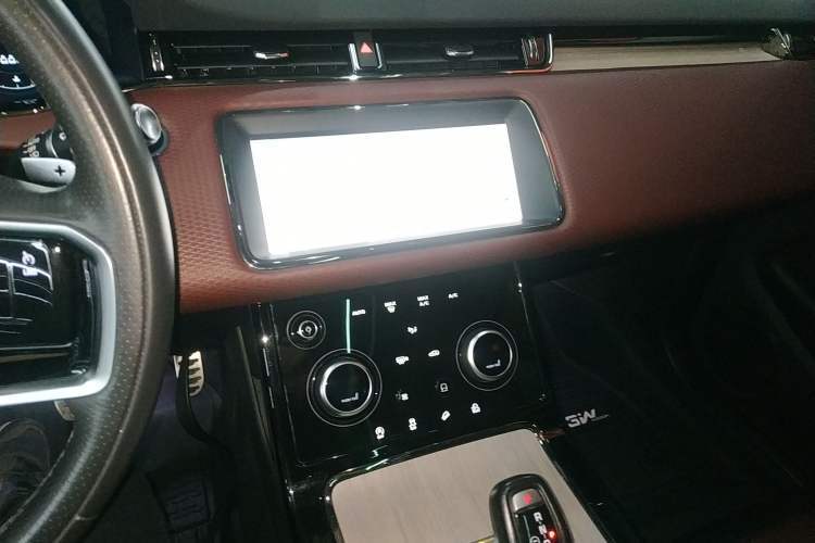 Used Land Rover Range Rover Evoque 2021 Range Rover Velar 249 PS R-Dynamic S Performance Edition
