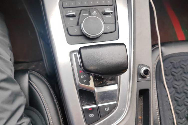 Used Audi A4L 2017 40 TFSI Ambition Edition