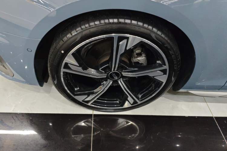 Used Audi A4L 2022 40 TFSI quattro RS Performance Package
