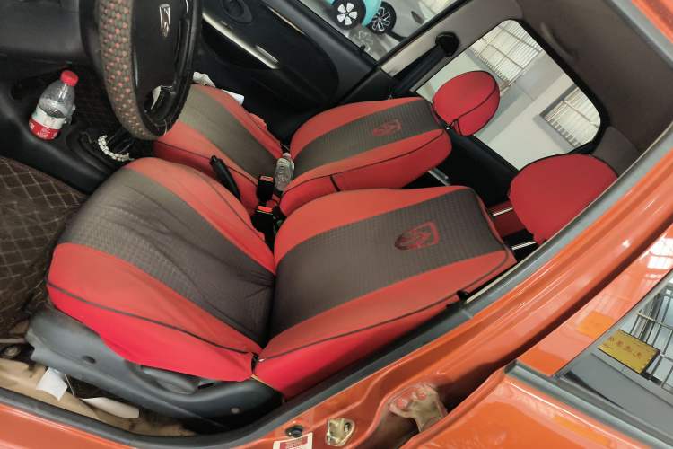 Used Baojun Lechi 2012 Revised Version 1.2L Manual Sporty Edition Dynamic Type Left Front Seat