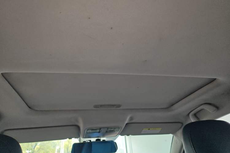 Used CHANGAN CS75 2016 1.8T Automatic Elite Model China V Standard