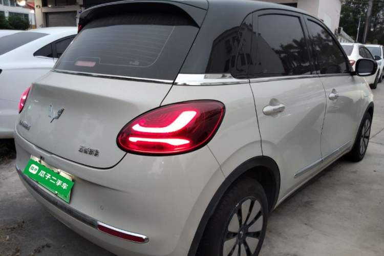 Used Wuling Bingo 2023 410 km Lingxi Deluxe Edition
